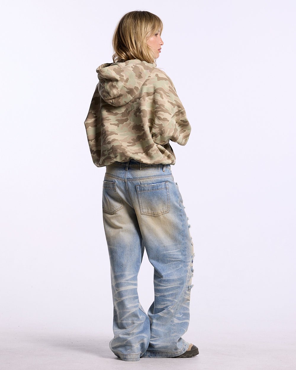 CROSSED DISTRESS HOODIE CAMO - Cold Culture #woman