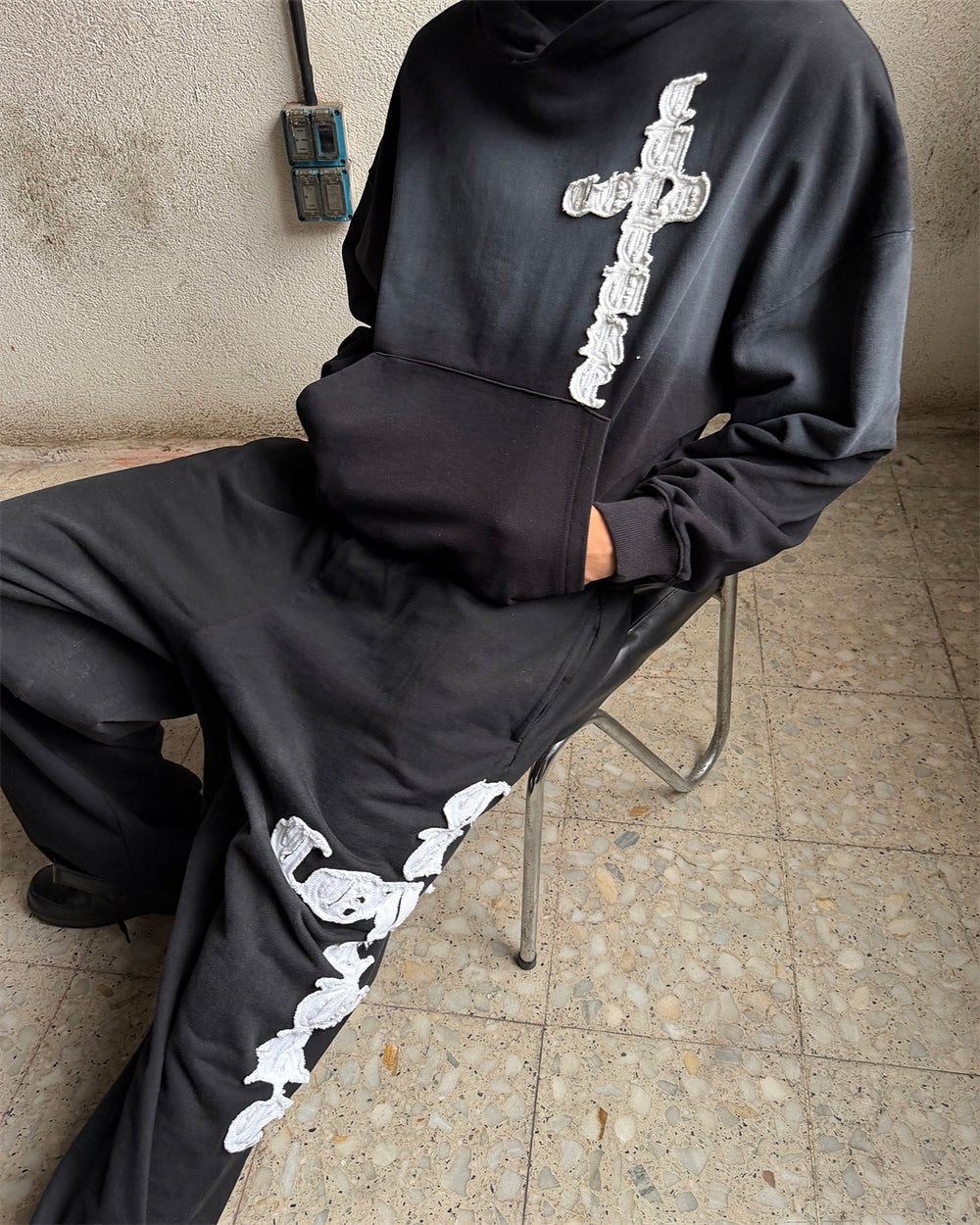 CROSSED HOODIE BLACK - Cold Culture