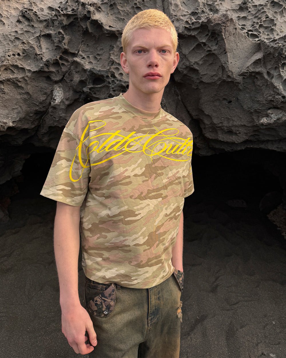 CROSSED SCRIPT TEE CAMO - beige camo tee, street style shot - Cold Culture