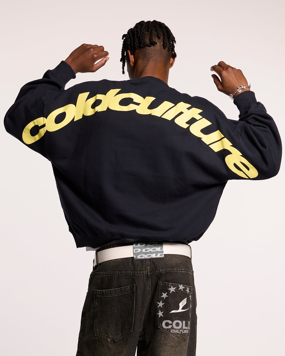 CURVED CREWNECK MIDNIGHT BLUE - navy logo print crewneck sweatshirt, back view on male model - Cold Culture #man