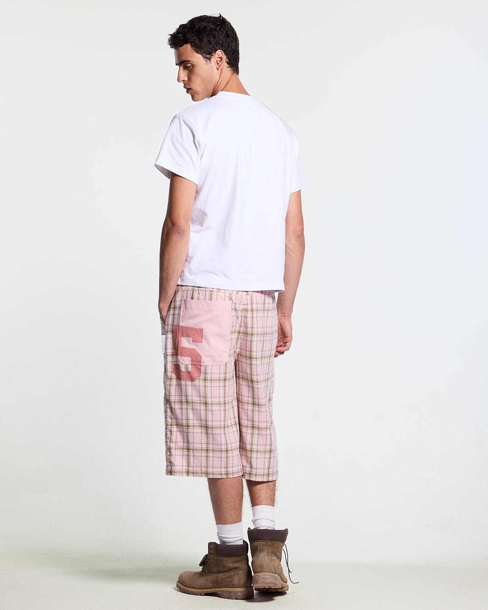 DINING CHECK JORTS PINK - pink checkered shorts, back view on male model - Cold Culture #man
