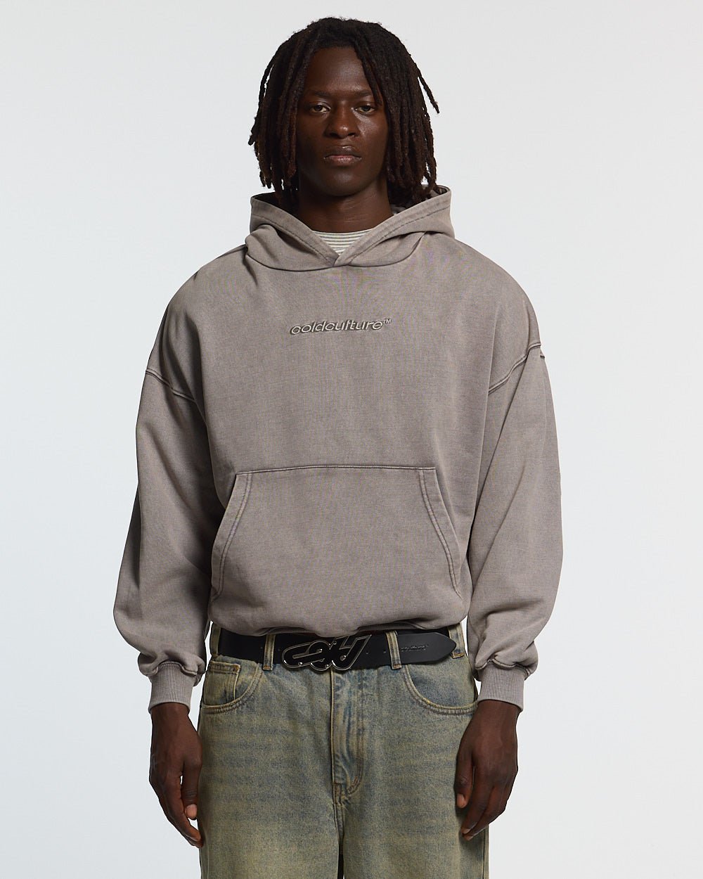 DISTRESS CURVED HOODIE WASHED GREY - washed grey distressed hoodie, front view on male model - Cold Culture #man