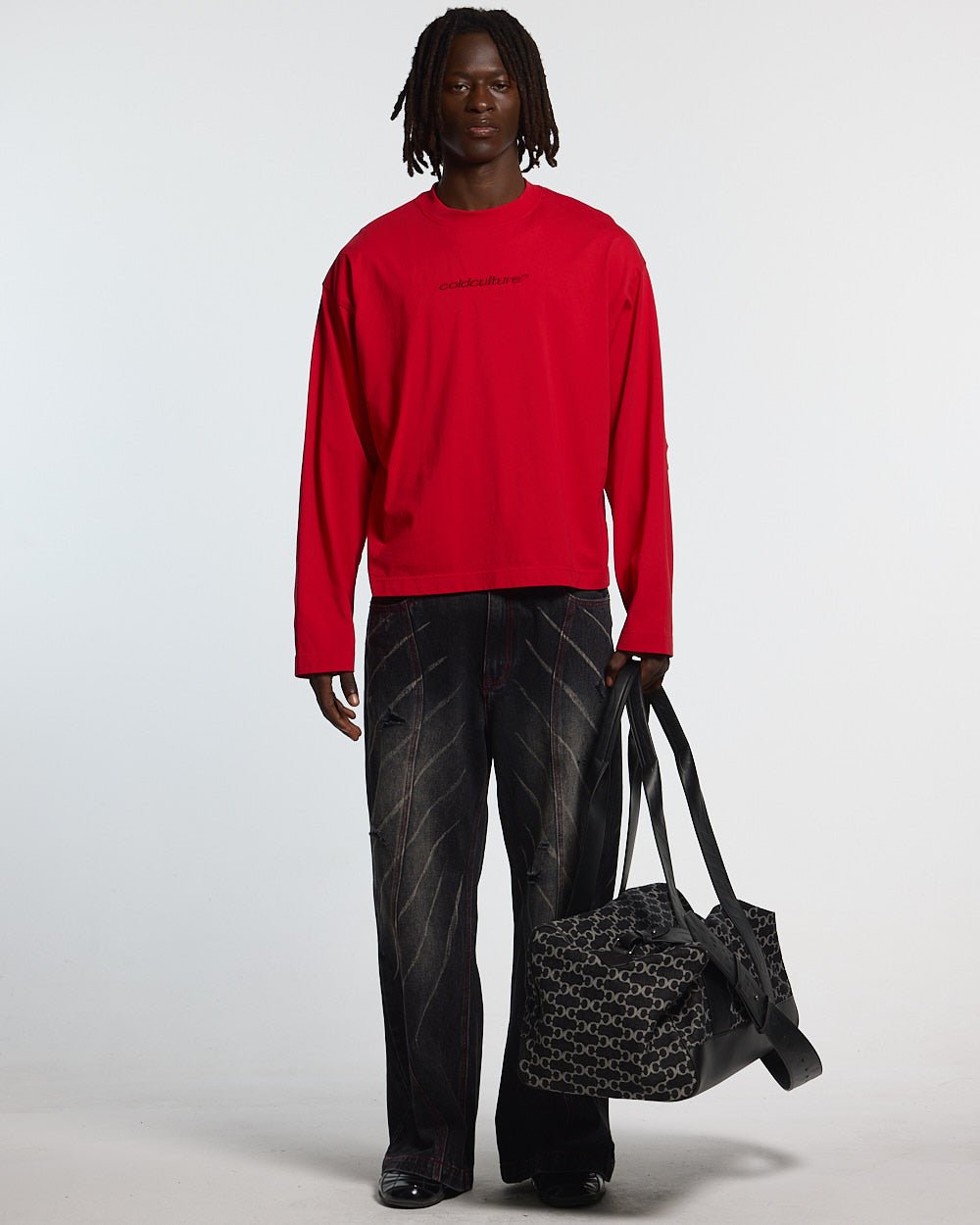 DISTRESS CURVED LONGSLEEVE RED - red distressed longsleeve tee, front view on male model - Cold Culture #man