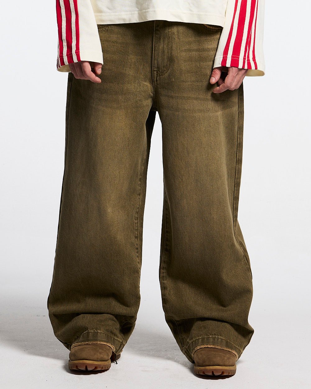 DISTRESS STARS V2 PANTS BROWN DENIM - brown washed denim pants, front view on male model - Cold Culture