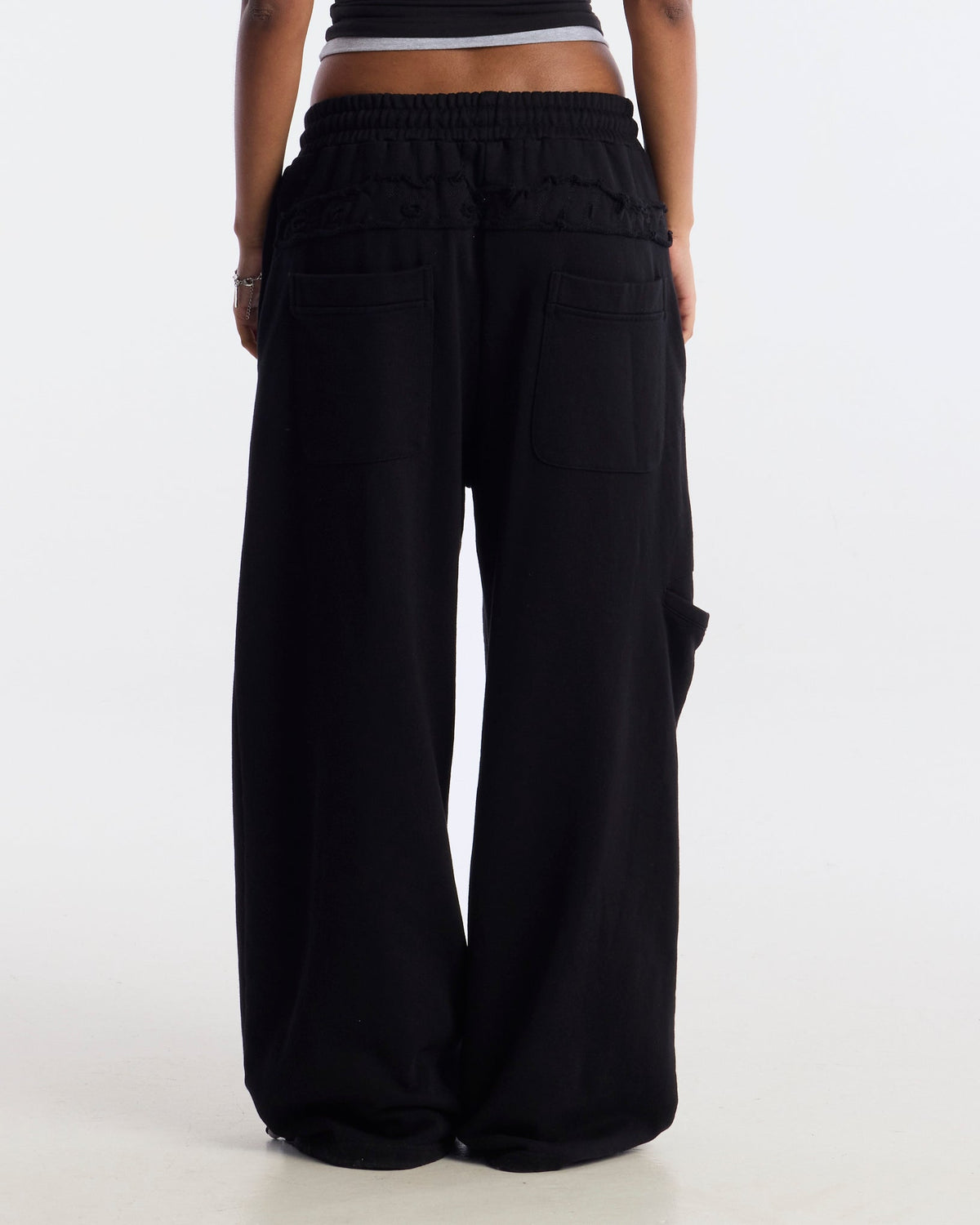 DISTRESS SWEATPANTS BLACK - Cold Culture