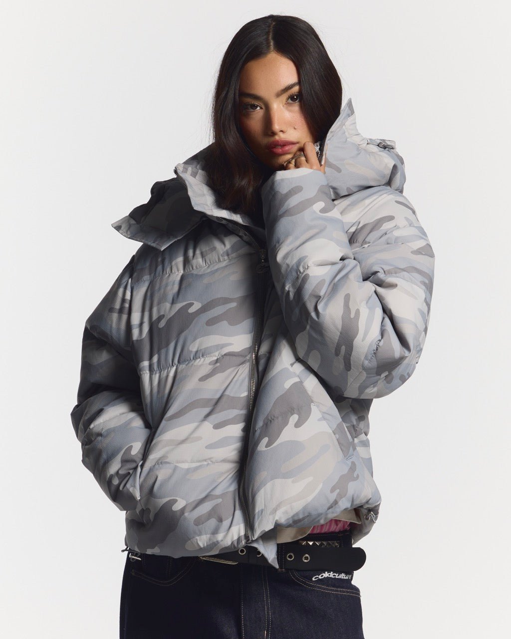 EVERYDAY PUFFER GRAY CAMO - gray camo puffer jacket, front view on female model - Cold Culture #woman
