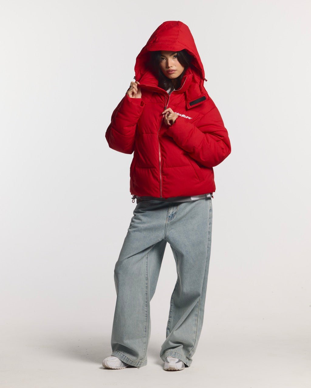 EVERYDAY PUFFER RED - red puffer jacket, front view on female model - Cold Culture #woman