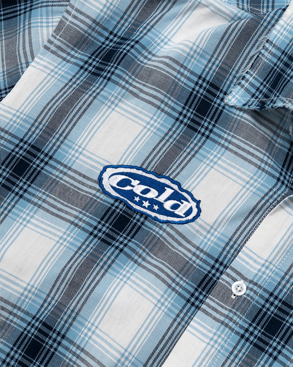 FARM SHIRT WHITE - blue plaid short sleeve shirt, detail close-up - Cold Culture