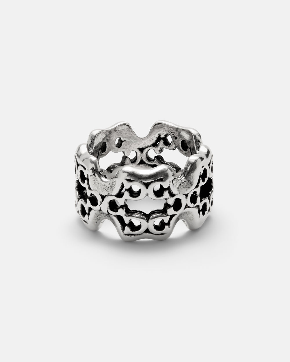 FEVER RING SILVER - silver openwork band ring, front view - Cold Culture #packshot