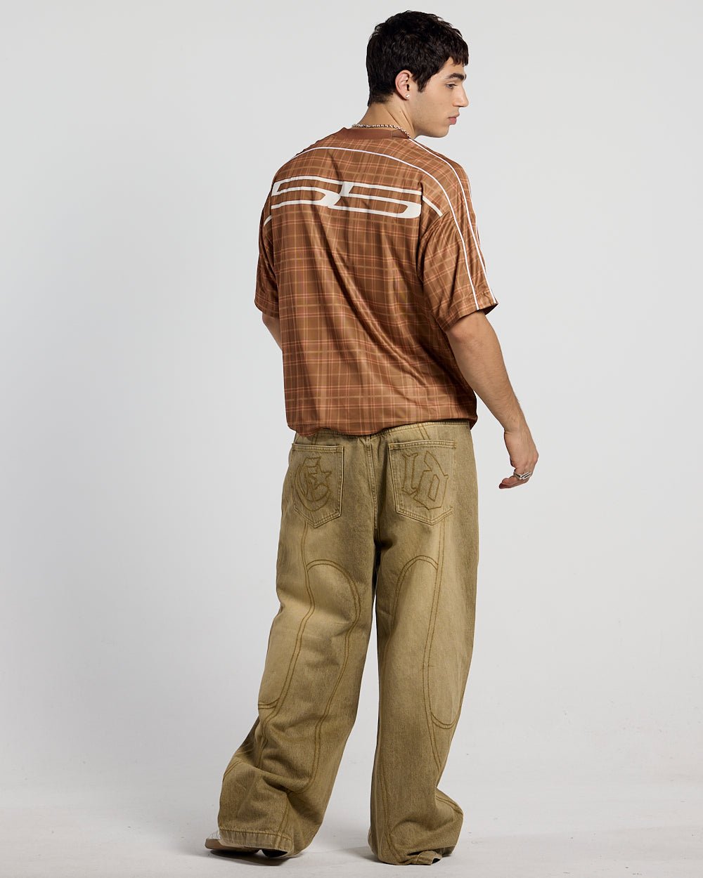 HIGHLANDS PLAID TEE BEIGE - beige plaid tee, back view on male model - Cold Culture #man