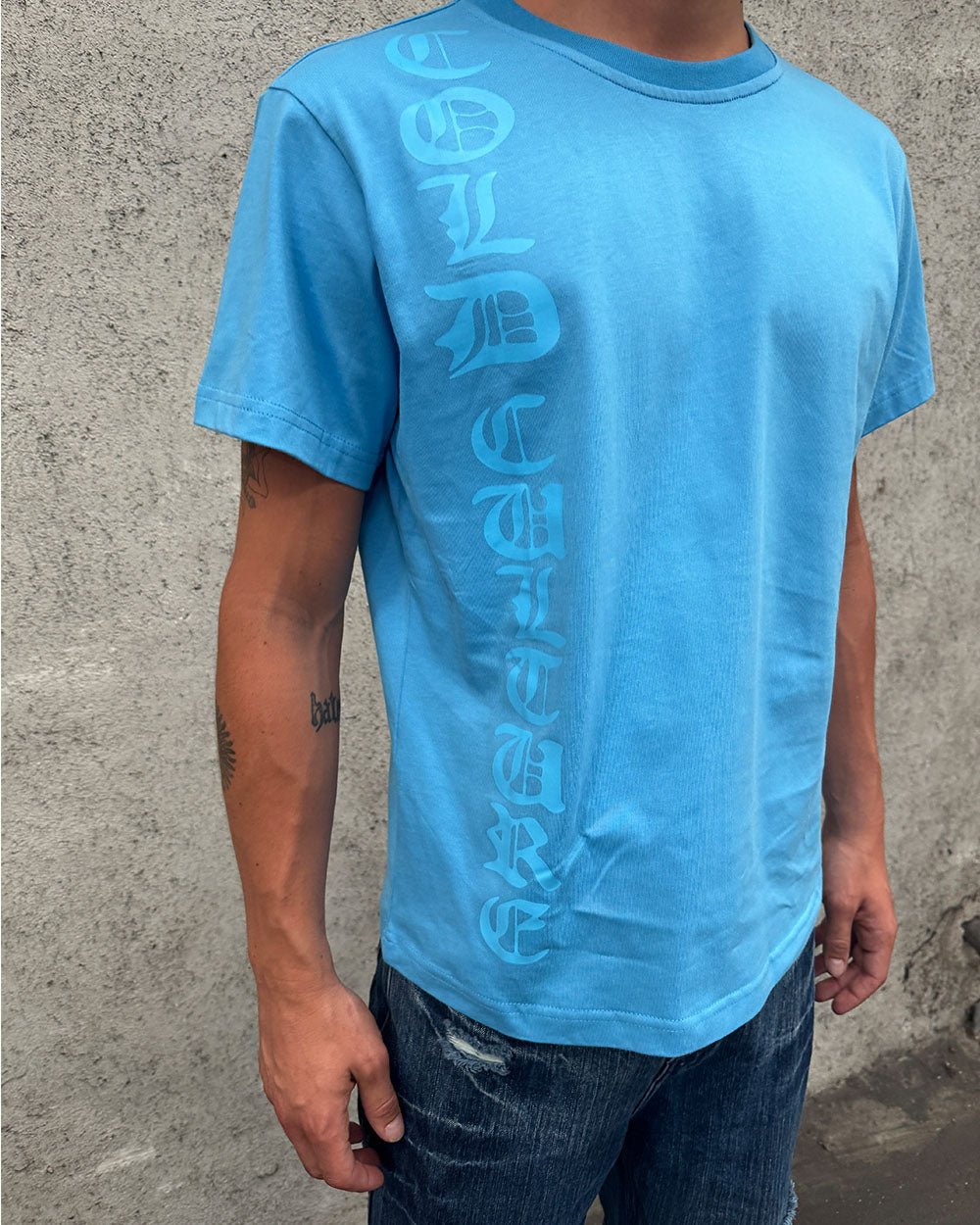 ICEY TEE BLUE - light blue graphic tee, on model close-up - Cold Culture #man