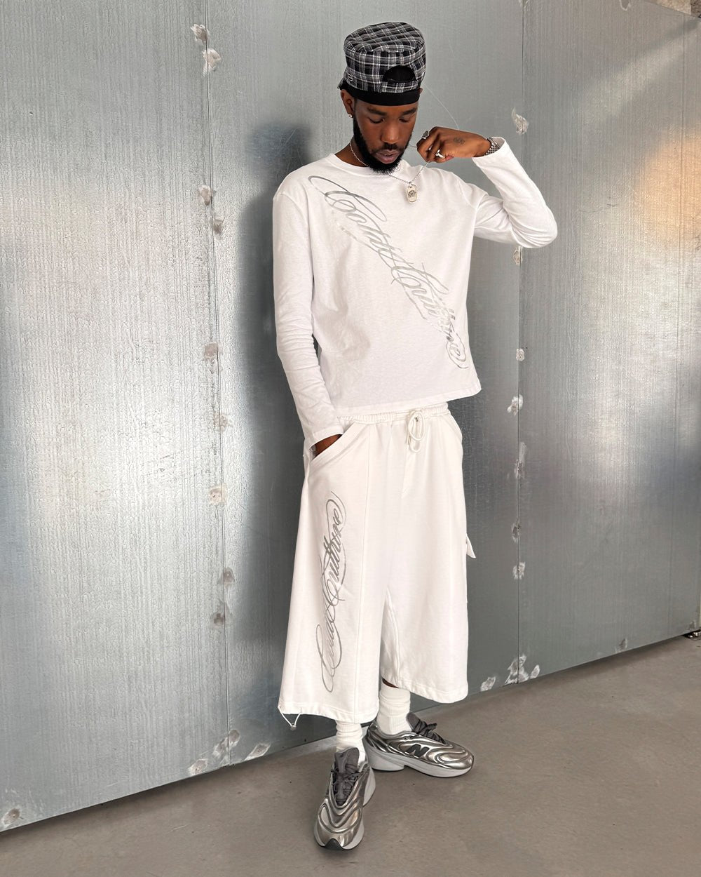 ICON PARACHUTE SHORT WHITE - Cold Culture