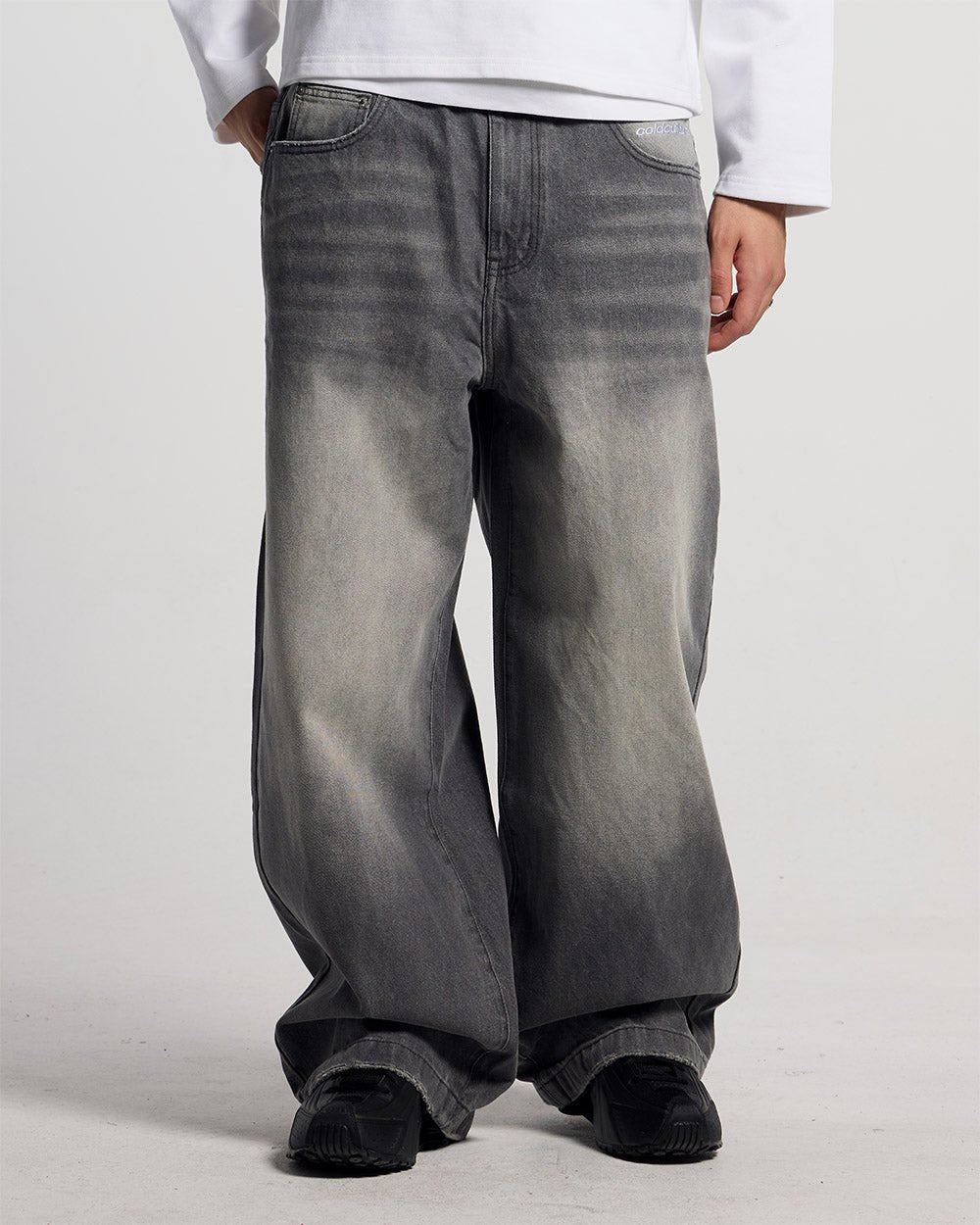 KEVIL V2 PANTS GREY - grey washed pants, front view on male model - Cold Culture
