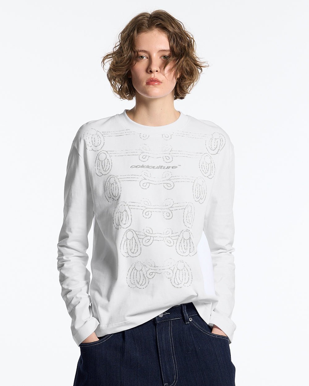 KNOTTING HILL LONGSLEEVE WHITE - white embroidered longsleeve tee, front view on female model - Cold Culture #woman