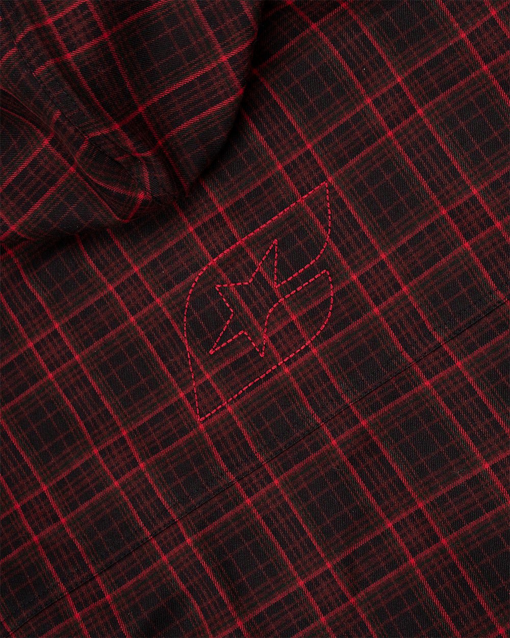 MEMPHIS HOODED SHIRT RED & BLACK TARTAN - red and black tartan jacket, detail close-up - Cold Culture