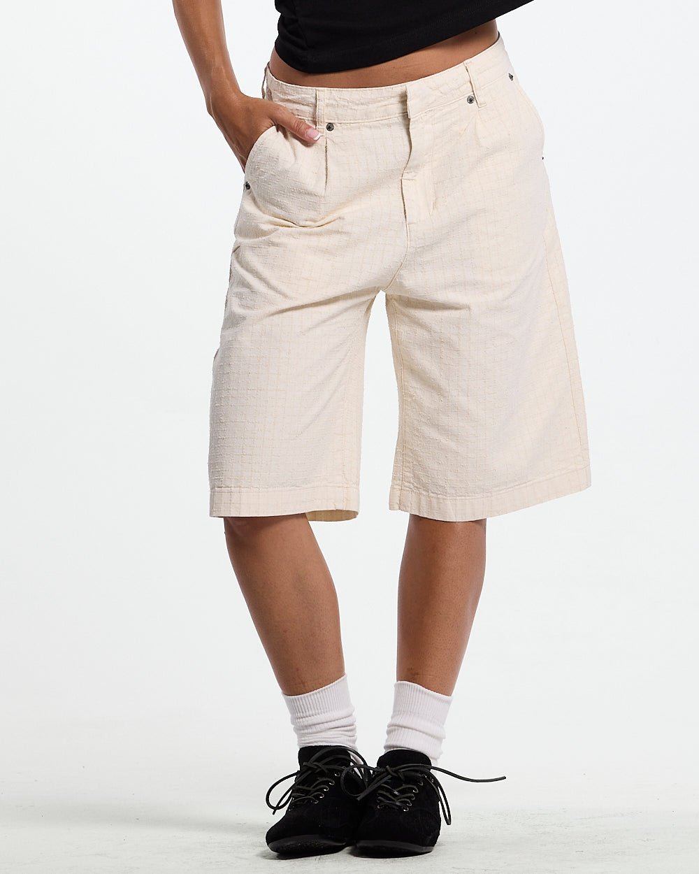 NEEDLE PUNCH SHORT WHITE - off-white textured shorts, front view on female model - Cold Culture #woman