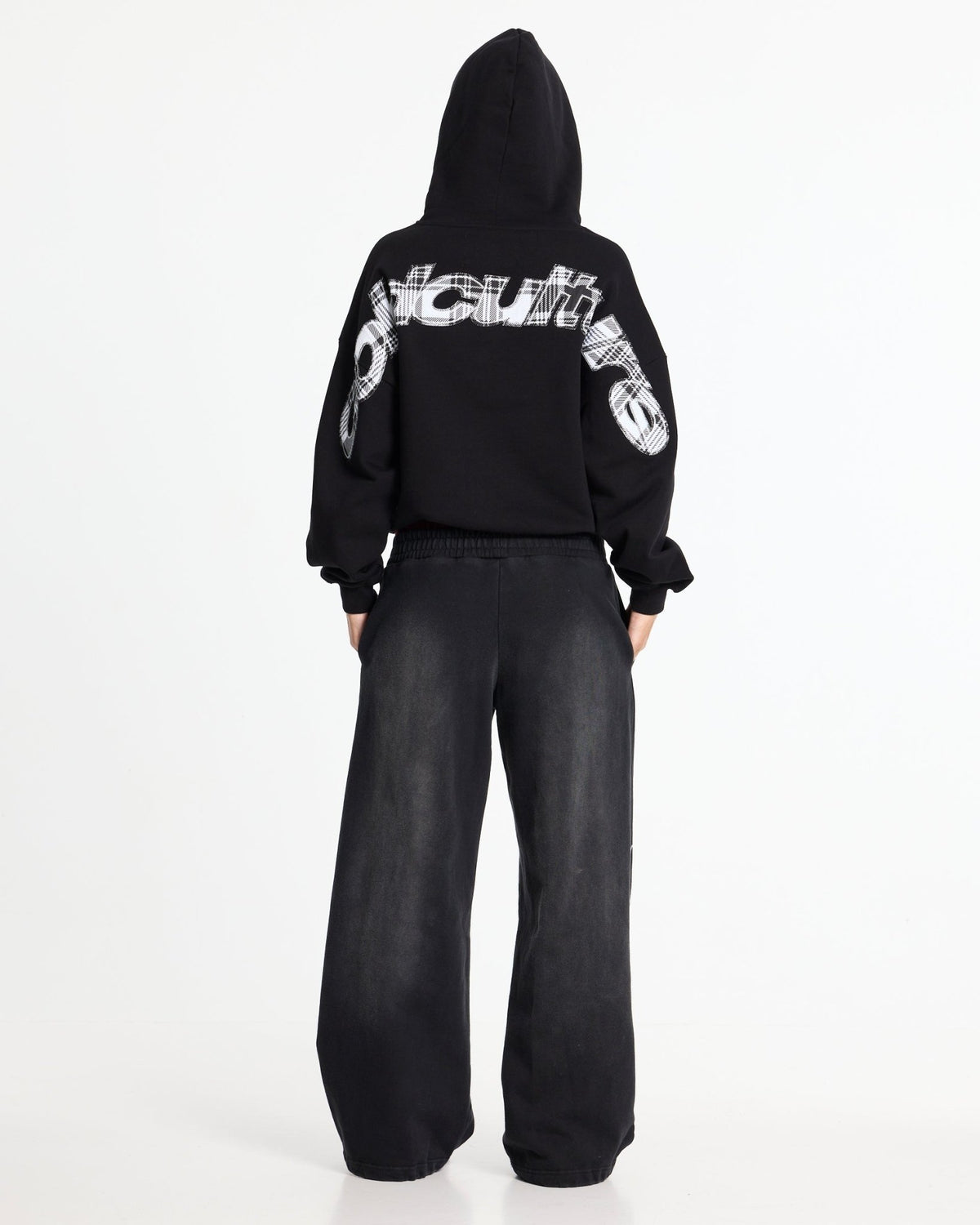 NIGHTHUNT SWEATPANTS BLACK - Cold Culture