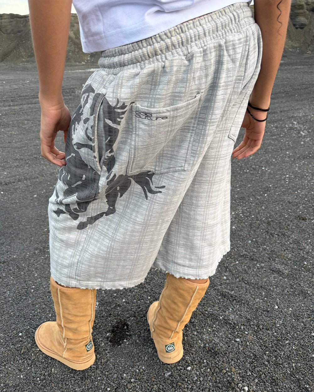 NOVEL SHORT SWEATPANTS GREY - grey plaid sweat shorts, worn detail - Cold Culture