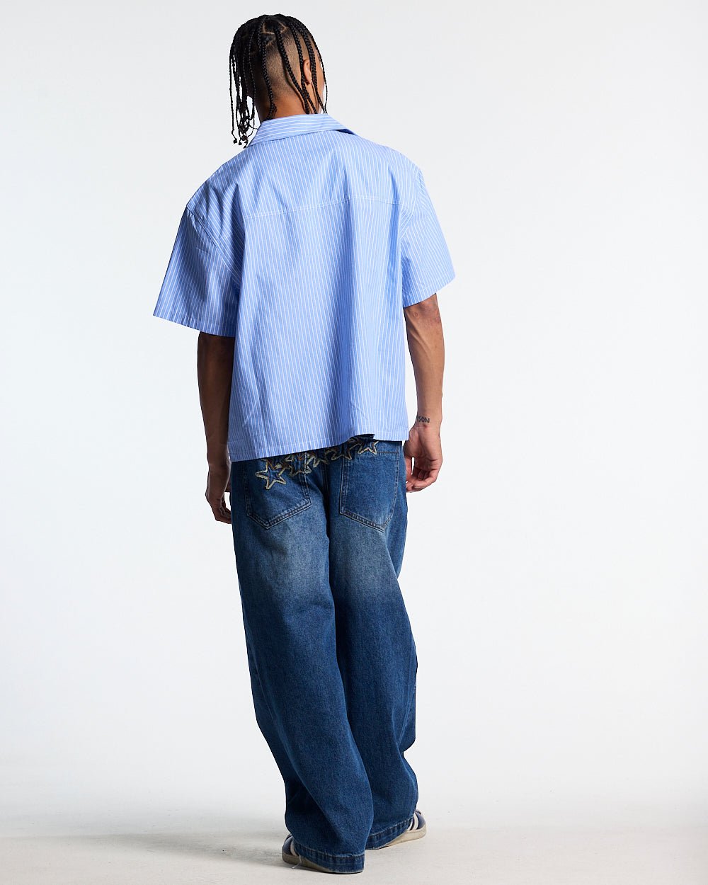 OFFICE SCRIPT SHIRT BLUE - blue striped short sleeve shirt, back view on male model - Cold Culture #man