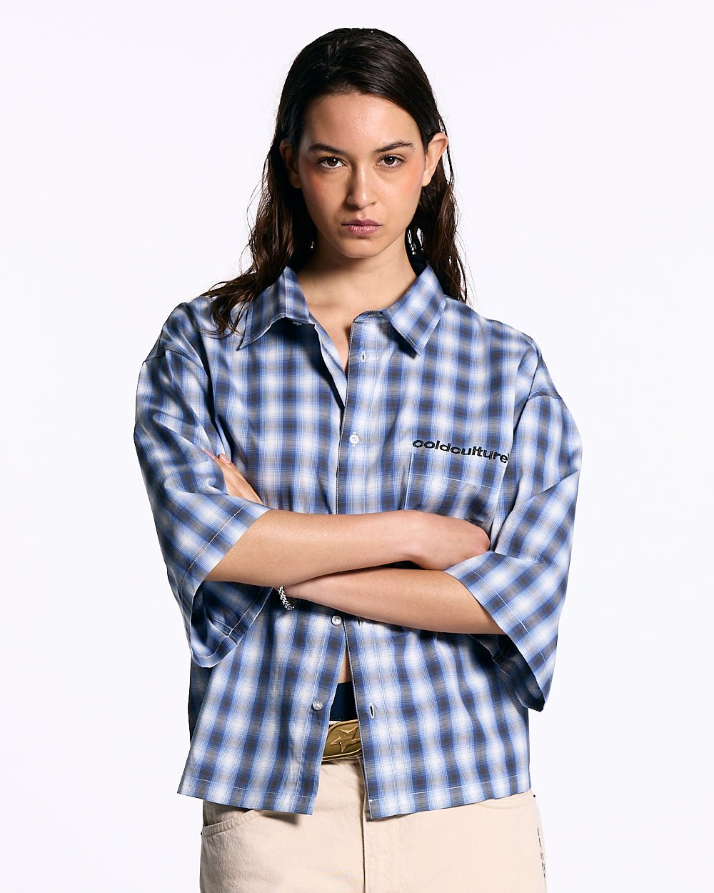 ONE POCKET SHIRT BLURRED BLUE - blue checked short sleeve shirt, front view on female model - Cold Culture #woman