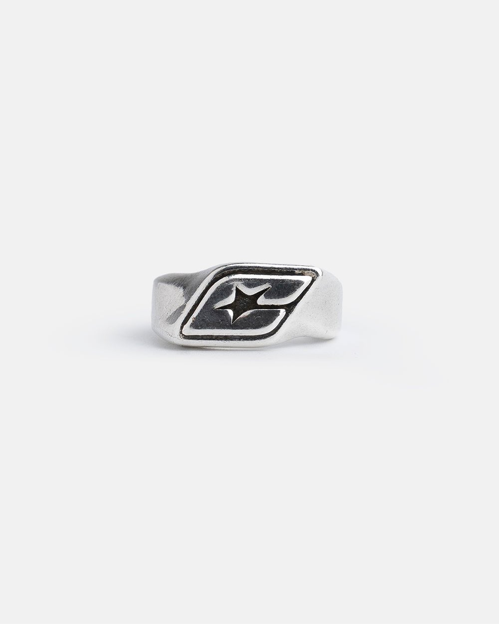 ORIGINAL RING SILVER - silver signet ring, front view - Cold Culture #packshot