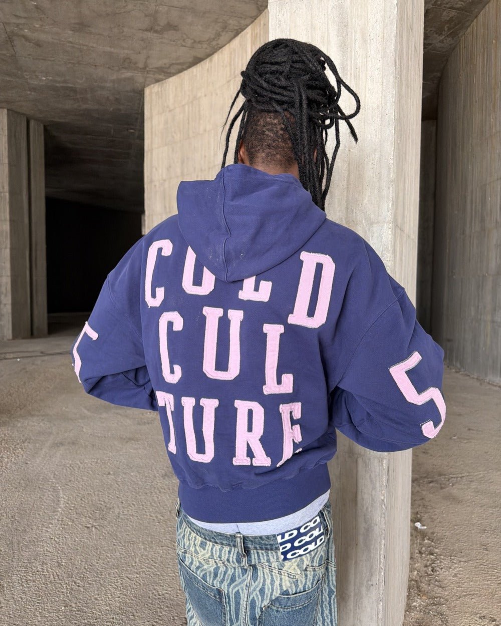 OVERTAKE HOODIE NAVY - Cold Culture