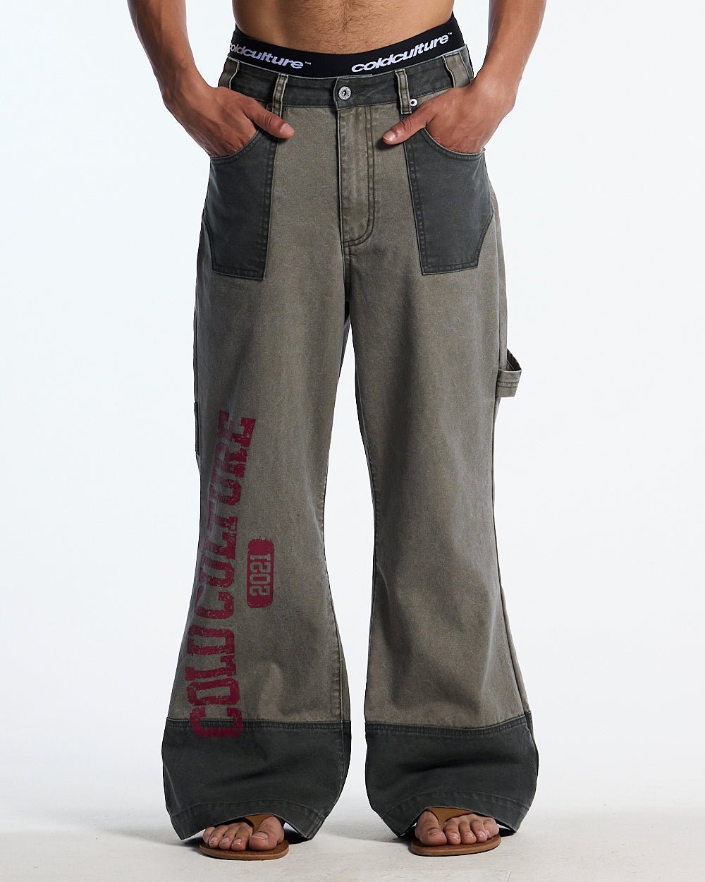PARATROOPER V3 PANTS MILITARY GREEN - military green contrast panel pants, front view on male model - Cold Culture