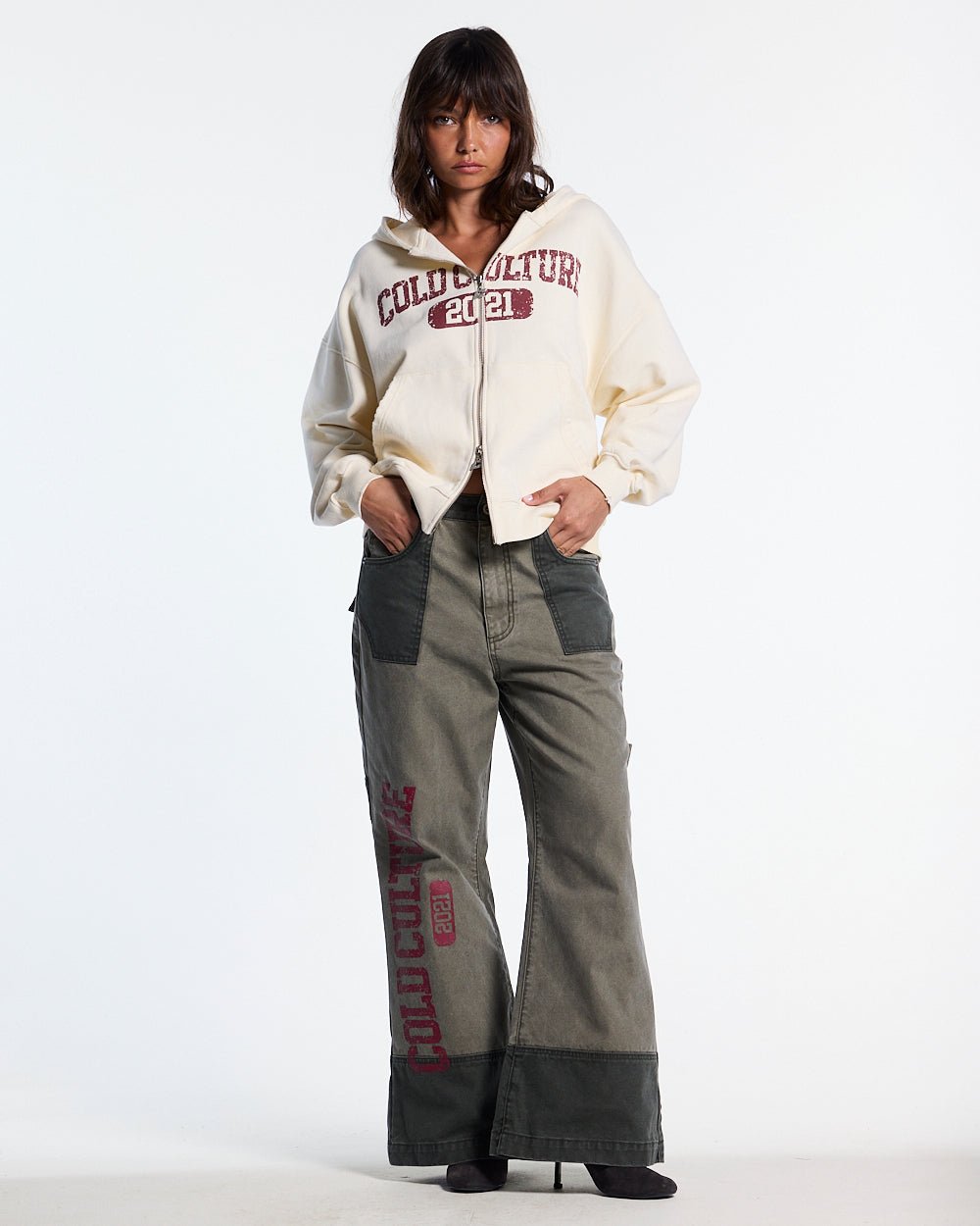 PARATROOPER V3 PANTS MILITARY GREEN - military green contrast panel pants, front view on female model - Cold Culture #woman