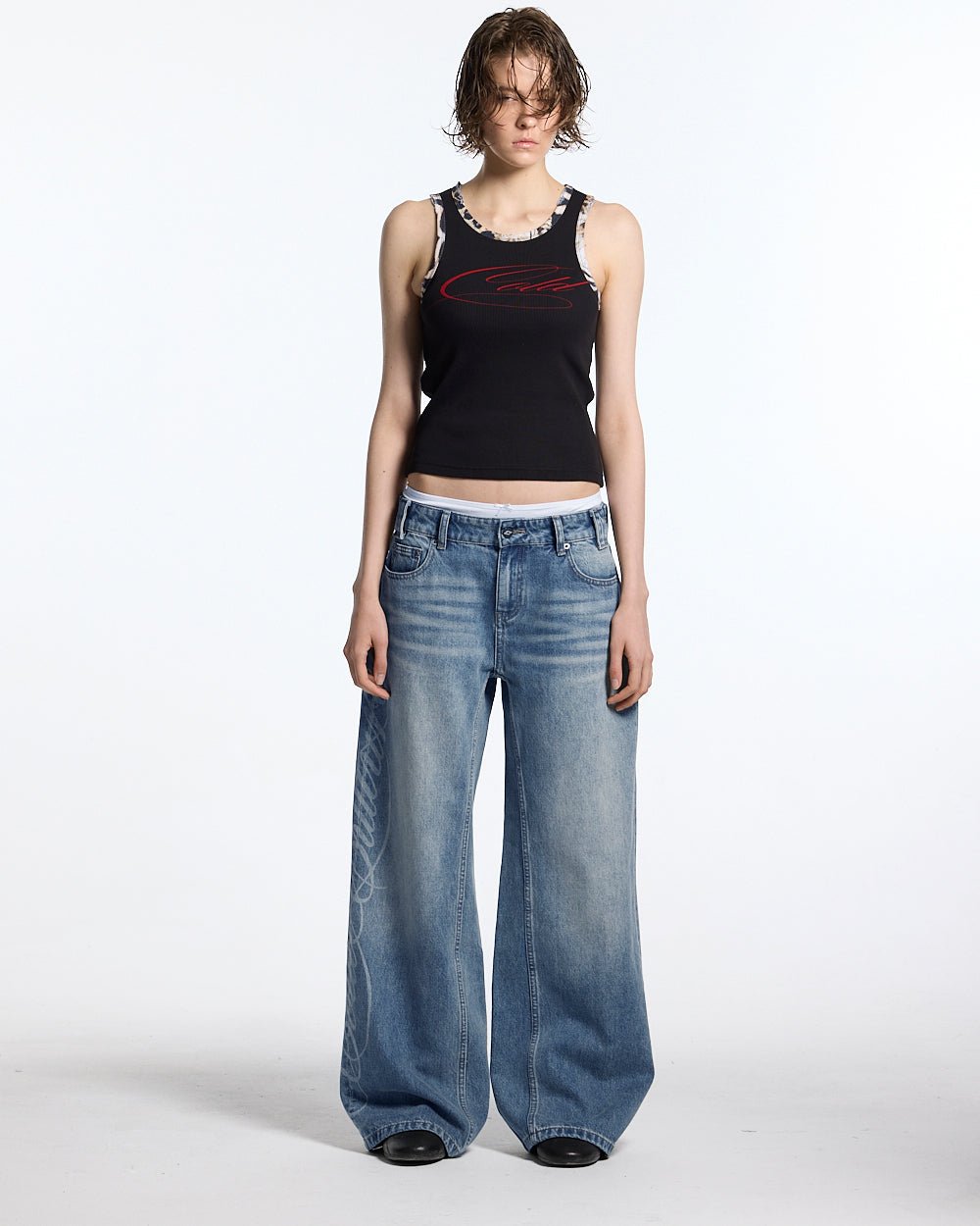 PERFECT SCRIPT PANTS BLUE DENIM - blue denim wide-leg pants, front view on female model - Cold Culture #woman