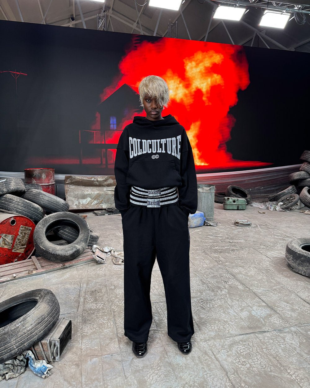 RAGE IN THE RING PANTS  BLACK - black baggy sweatpants, street style shot - Cold Culture #woman