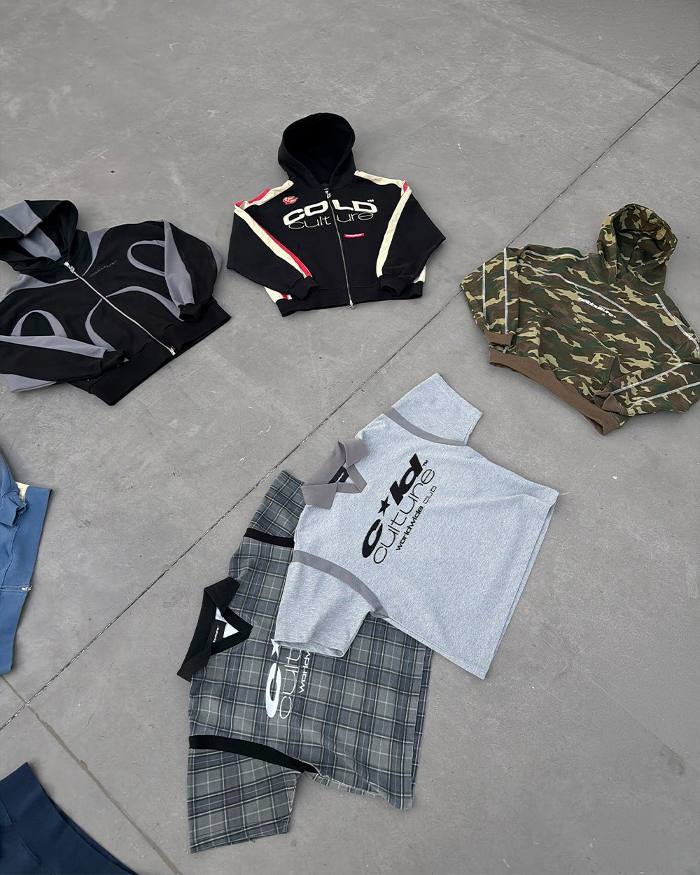 RAW CITY POLO GREY - heather grey polo shirt, flat lay with matching pieces - Cold Culture