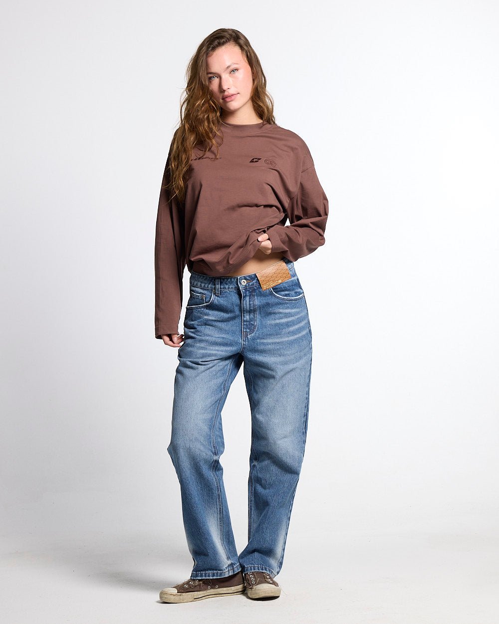REVERSED V1 REGULAR PANTS MEDIUM DENIM - medium blue denim pants, front view on female model - Cold Culture #woman