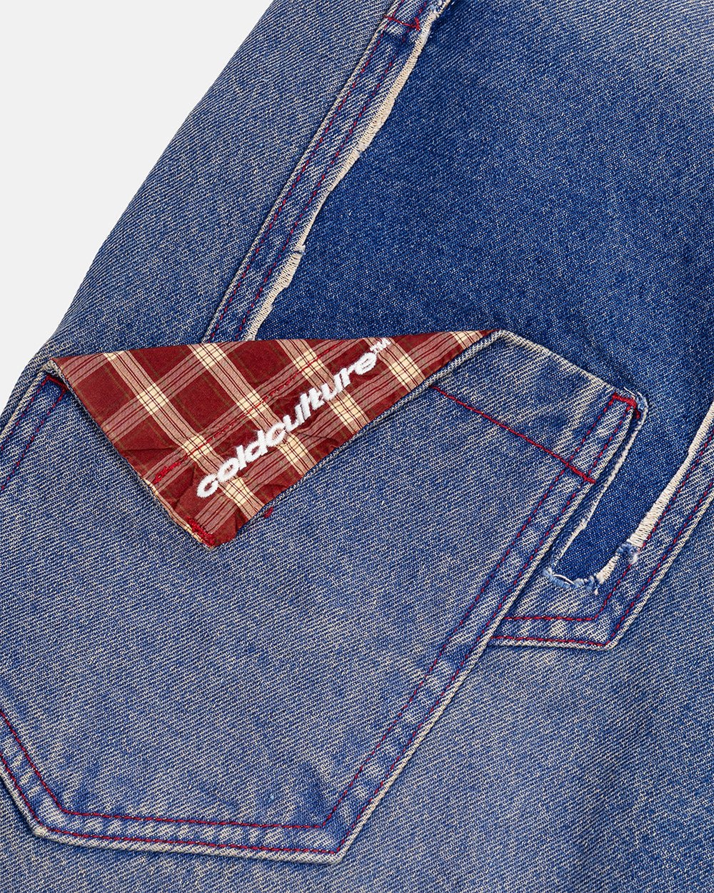 REVIVAL V2 SHORTS MEDIUM DENIM - blue washed denim shorts, detail close-up - Cold Culture