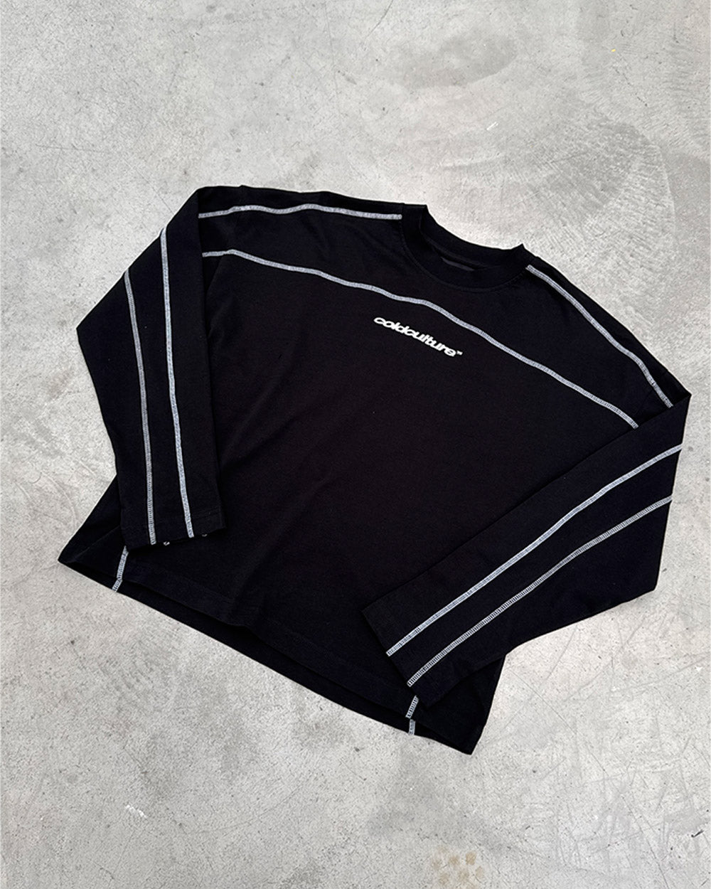 ROLLER LONGSLEEVE TEE BLACK - black oversized longsleeve tee, flat lay - Cold Culture