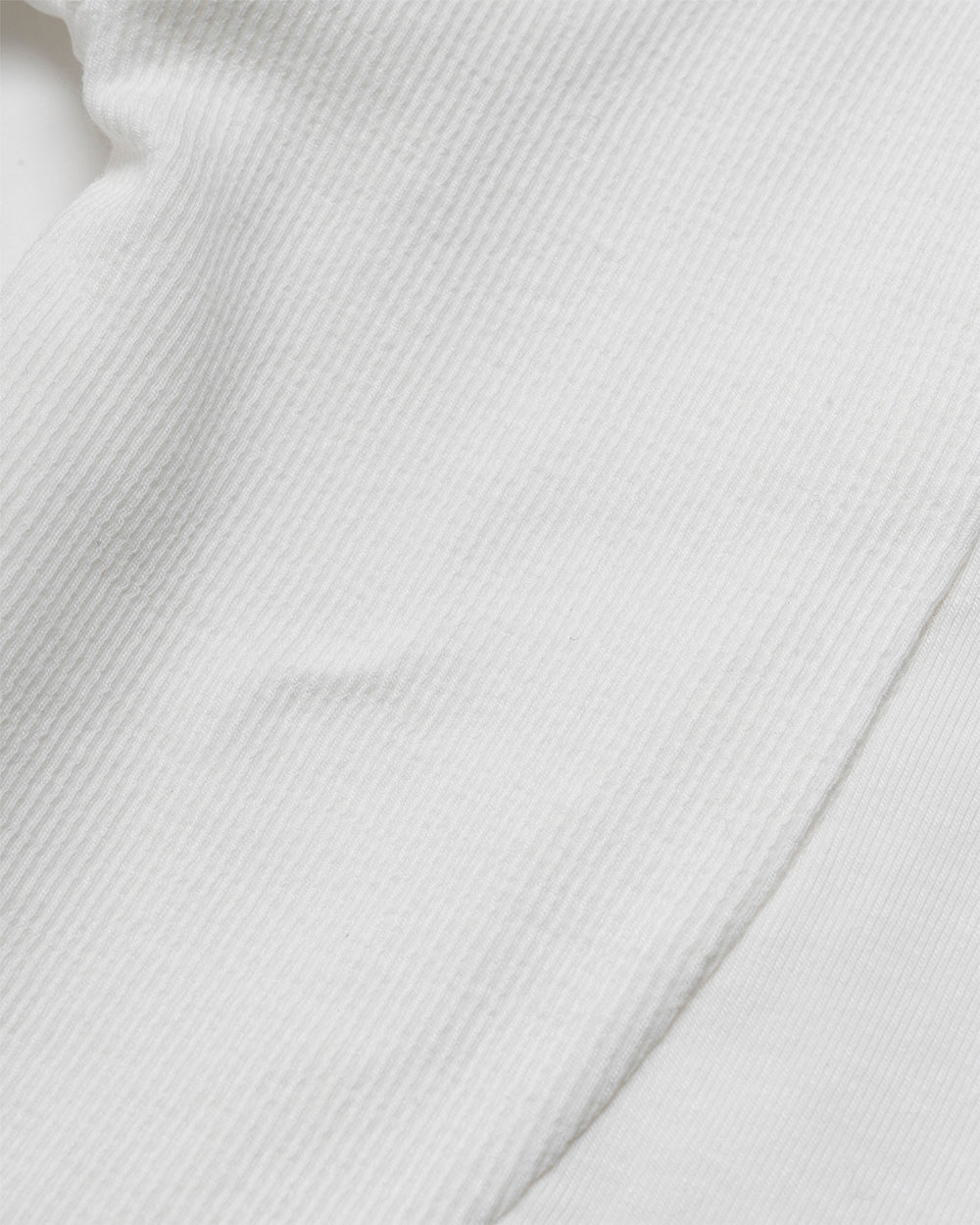 RUN CLUB TEE WHITE - white fitted sport tee, detail close-up - Cold Culture
