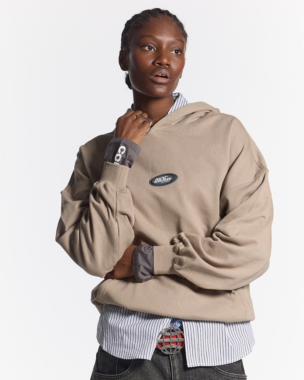 SILICONE DETAIL HOODIE SHADY BROWN - brown oversized hoodie, front view on female model - Cold Culture #woman