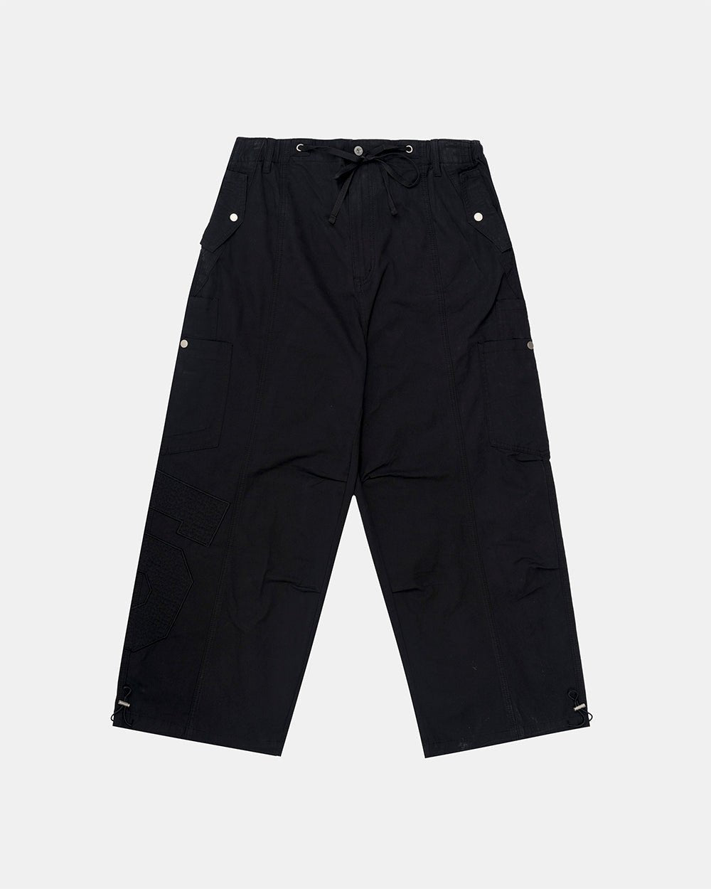 SOLID CARGO PANTS BLACK - black cargo pants, flat lay - Cold Culture #packshot
