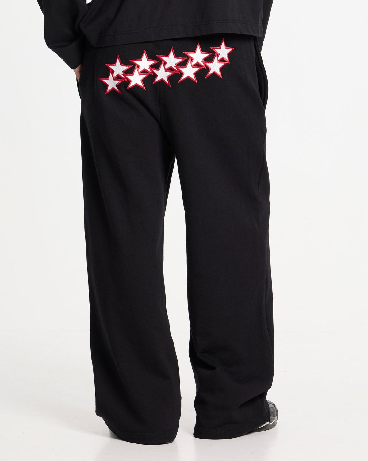 STARS SWEATPANTS BLACK - Cold Culture