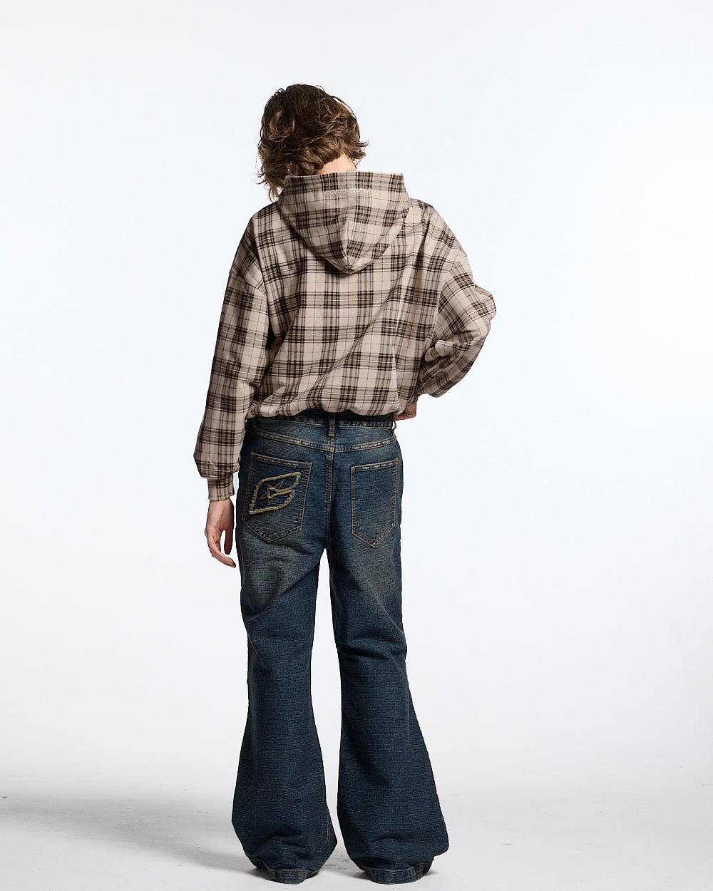 STARS TARTAN HOODIE BEIGE - beige tartan hoodie, back view on female model - Cold Culture #woman