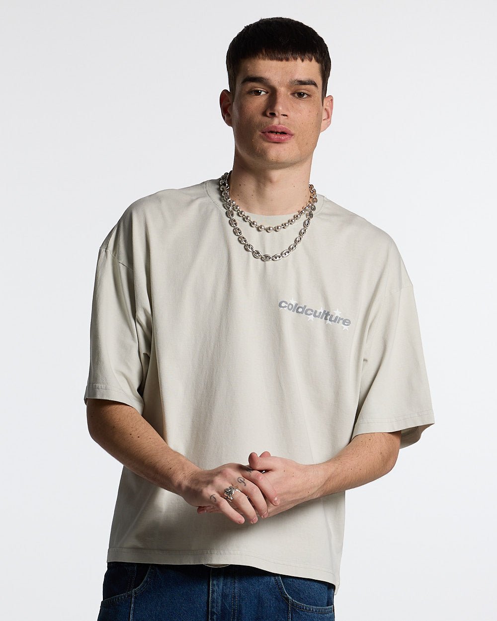 STELLAR TEE LIGHT GREY - light grey oversized tee, front view on male model - Cold Culture #man