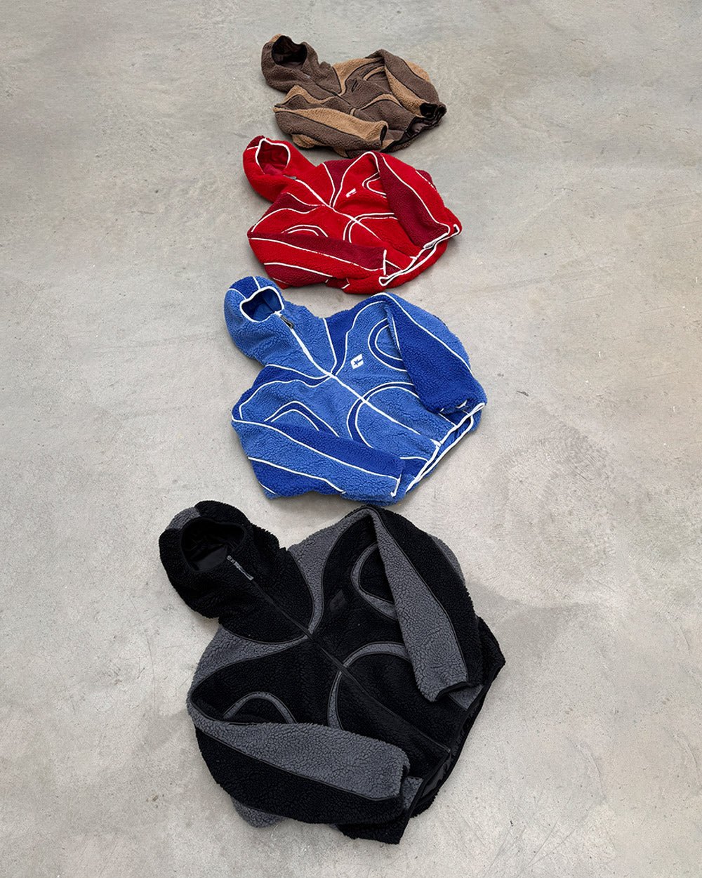 TAKE OFF FLEECE BLUE - blue sherpa fleece hooded jacket, flat lay with matching pieces - Cold Culture