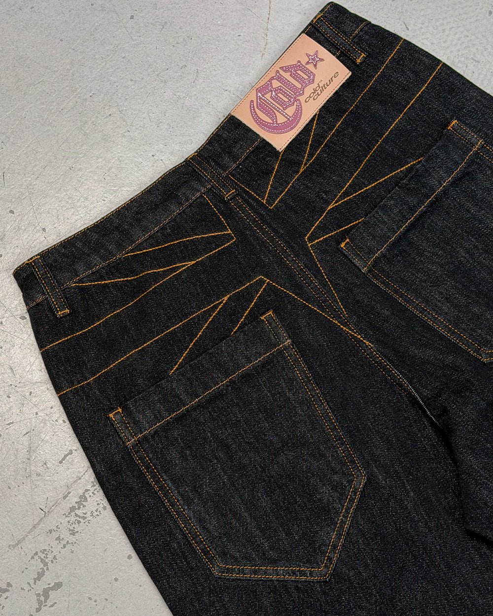 TOP BOY PANTS BLACK DENIM - black denim baggy pants, detail close-up - Cold Culture