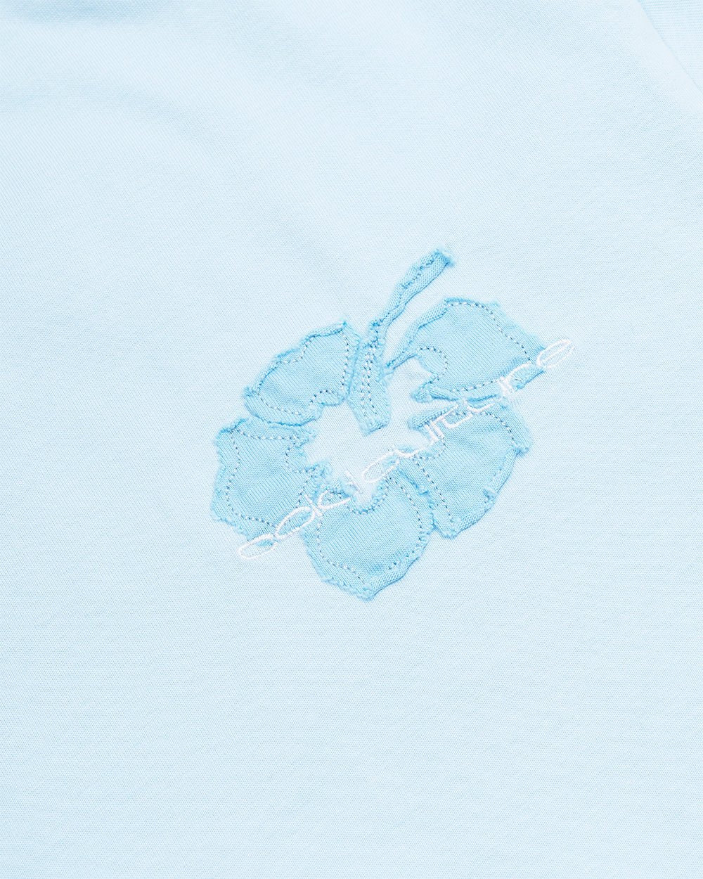 TROPICAL FEVER TEE BLUE - light blue floral print tee, detail close-up - Cold Culture