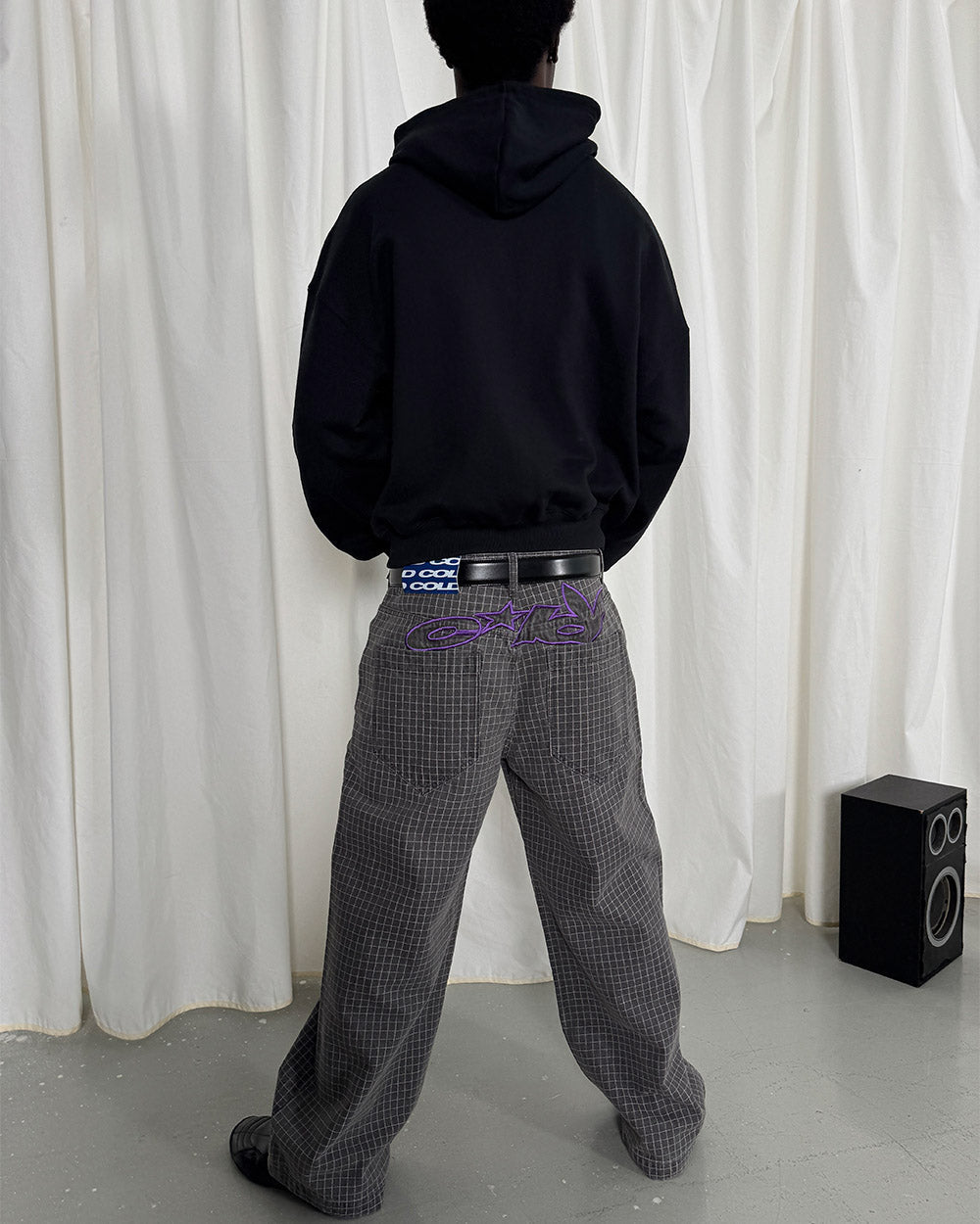 TRUCK DRIVER V2 PANTS GREY - grey checked pants, street style shot - Cold Culture