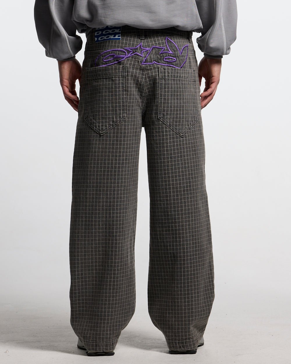 TRUCK DRIVER V2 PANTS GREY - grey checked pants, back view on male model - Cold Culture