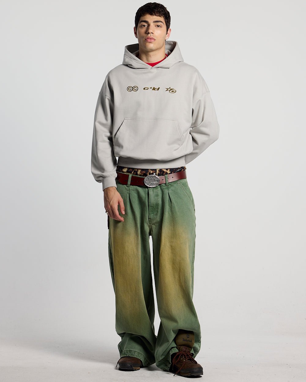 VERTICAL HOODIE LIGHT GREY - light grey oversized hoodie, front view on male model - Cold Culture #man