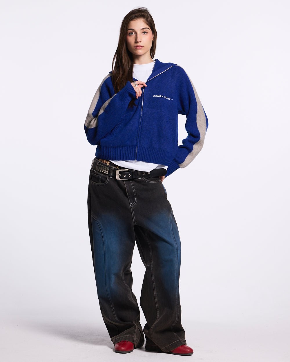 VIBRANT TEDDY KNIT BLUE - royal blue zip-up knit sweater, front view on female model - Cold Culture #woman