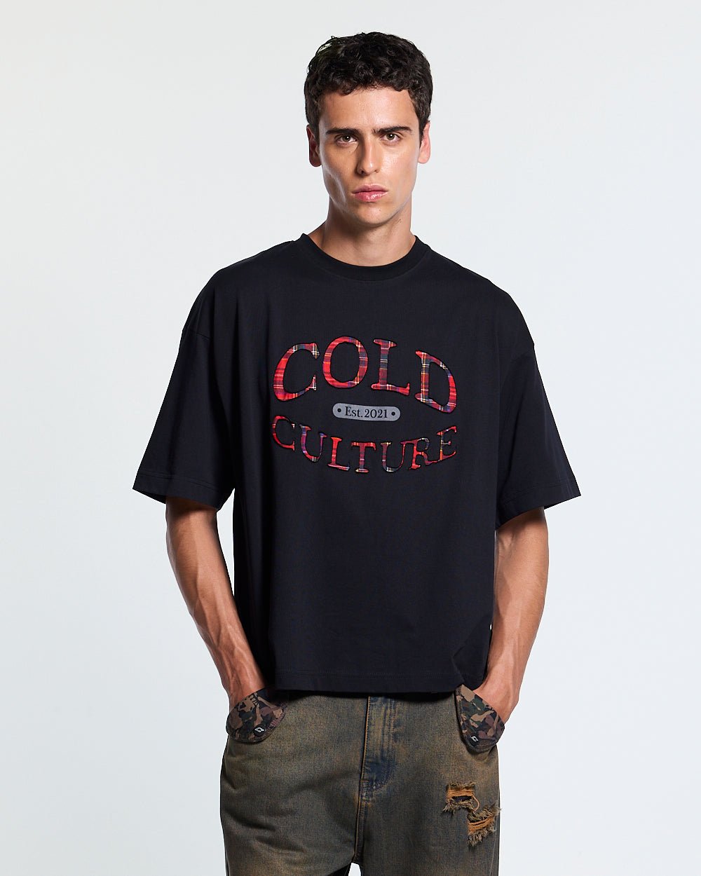 WATCH OUT TEE BLACK - black boxy tee, front view on male model - Cold Culture #man