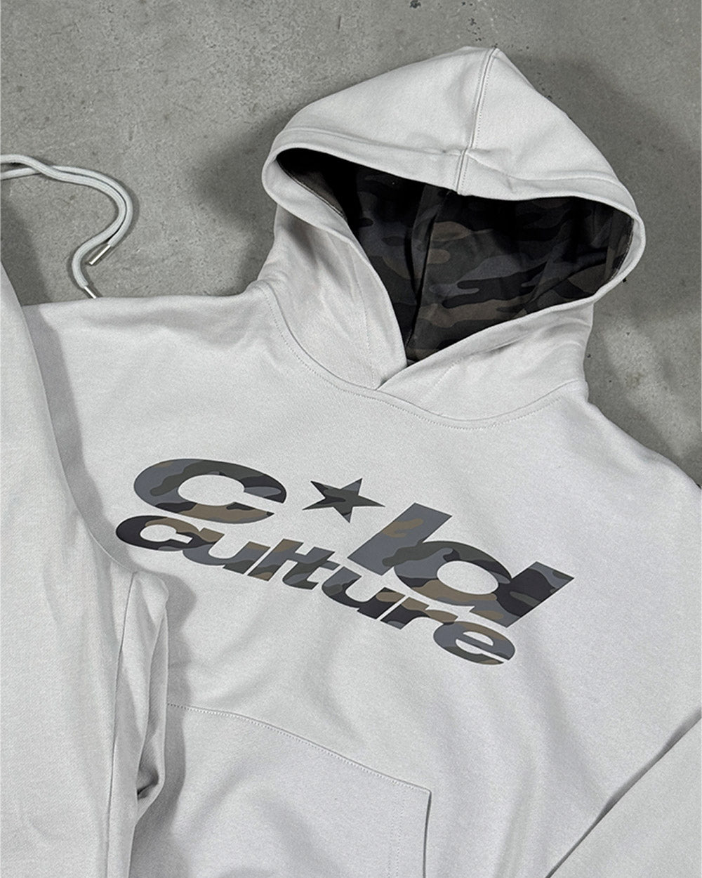 WILD CAMO HOODIE LIGHT GREY - light grey graphic print hoodie, detail close-up - Cold Culture