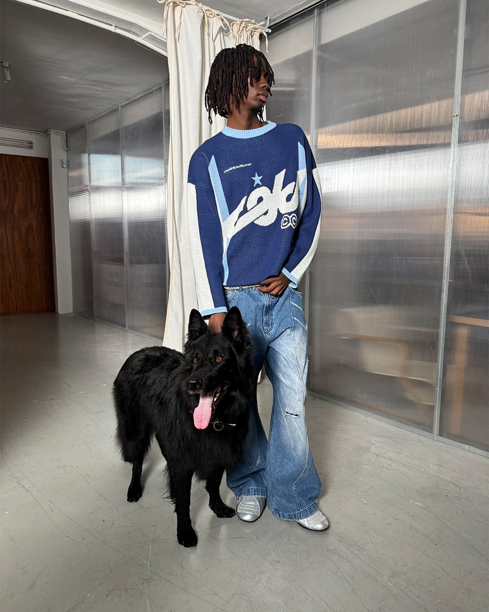 WINNER KNIT BLUE - blue and white knit sweater, street style shot - Cold Culture